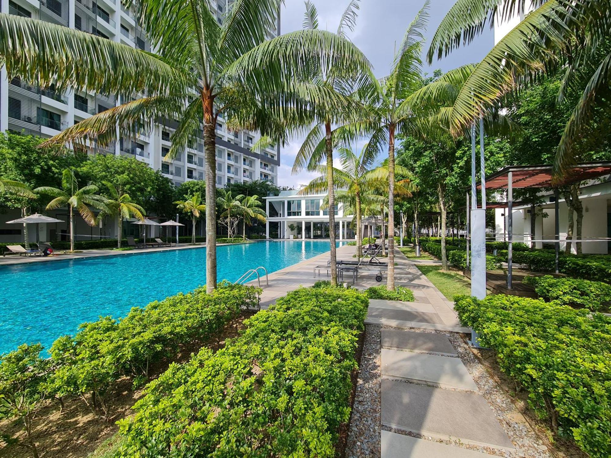 Retreat At Cybersquare Apartment Cyberjaya Ngoại thất bức ảnh