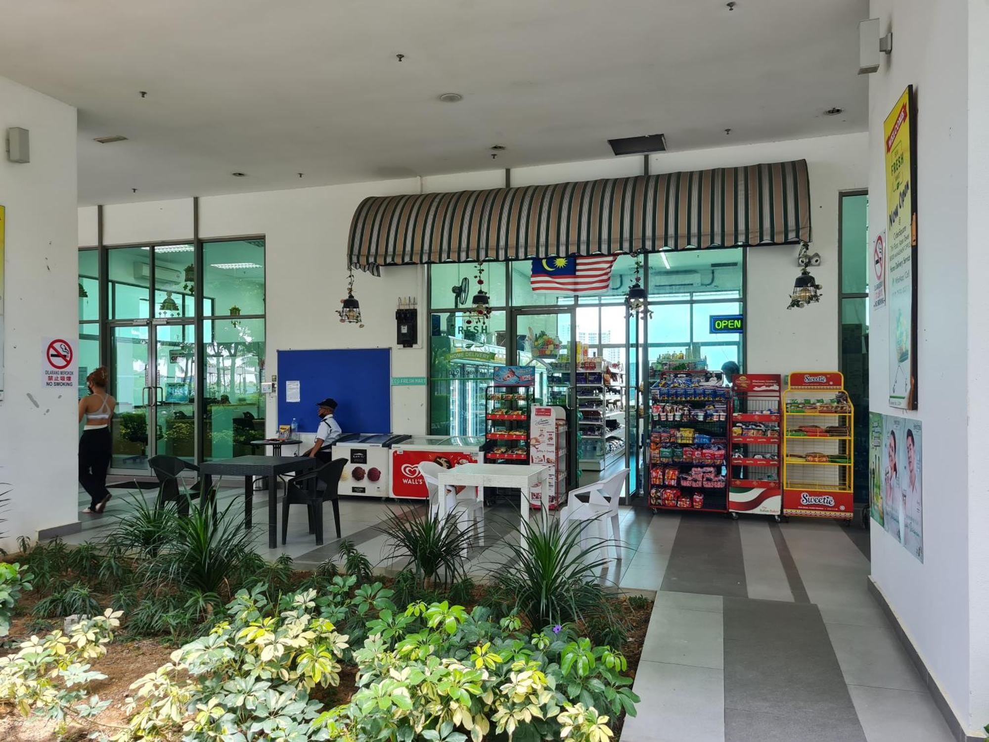 Retreat At Cybersquare Apartment Cyberjaya Ngoại thất bức ảnh